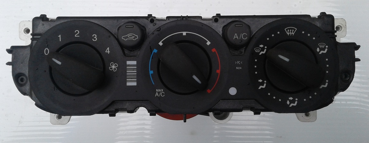 6G91-19980-AH Блок управления отопителем detail image
